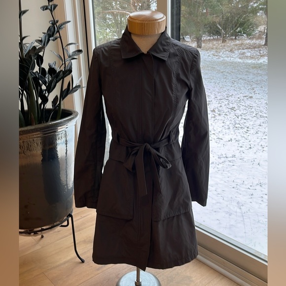 EUC Theory rain wind coat - Picture 1 of 13